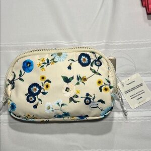 Fabletics Botanical Cream Cosmetic Bag